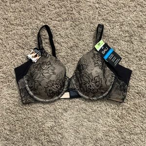 SOLD Brand new Bali Lace Bra size 38B